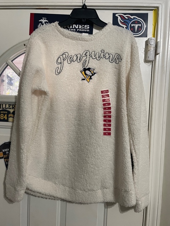liv casuals Sweaters - Penguins Cozy Sherpa Sweatshirt - Cream